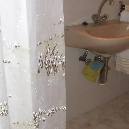 Apartment Buk 1 דירה